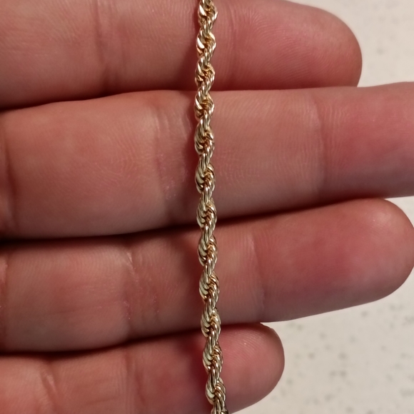 Gold Rope Chain - Picture 5 of 7